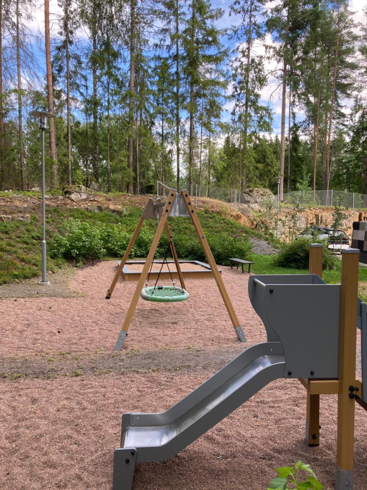 Yksio Multisillassa. Sanky Kahdelle. Tampere Buitenkant foto